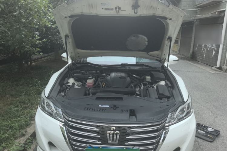 Used Toyota Crown 2017 2.0T Sport Edition Engine Bay