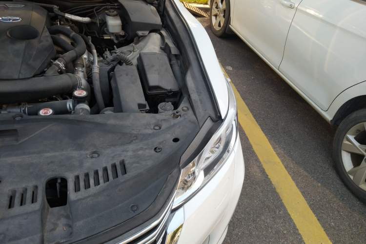 Used Toyota Crown 2017 2.0T Sport Edition Engine Bay Left