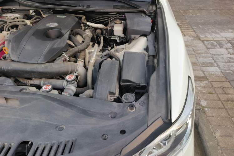 Used Toyota Crown 2017 2.0T Sport Edition Engine Bay Left