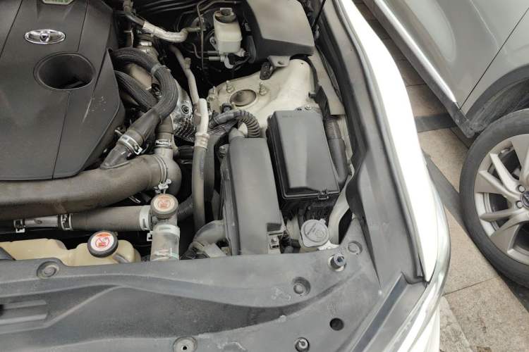 Used Toyota Crown 2017 2.0T Sport Edition Engine Bay Left