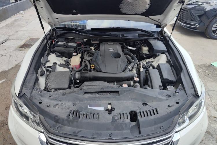 Used Toyota Crown 2017 2.0T Sport Edition Engine Bay