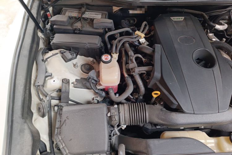Used Toyota Crown 2017 2.0T Sport Edition Engine Bay Right