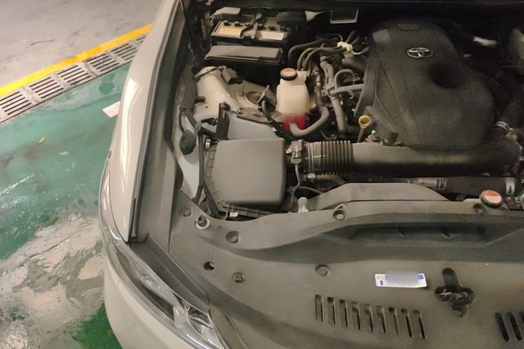 Used Toyota Crown 2017 2.0T Sport Edition Engine Bay Right
