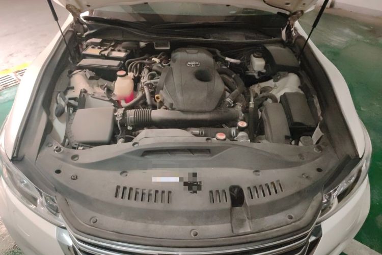 Used Toyota Crown 2017 2.0T Sport Edition Engine Bay
