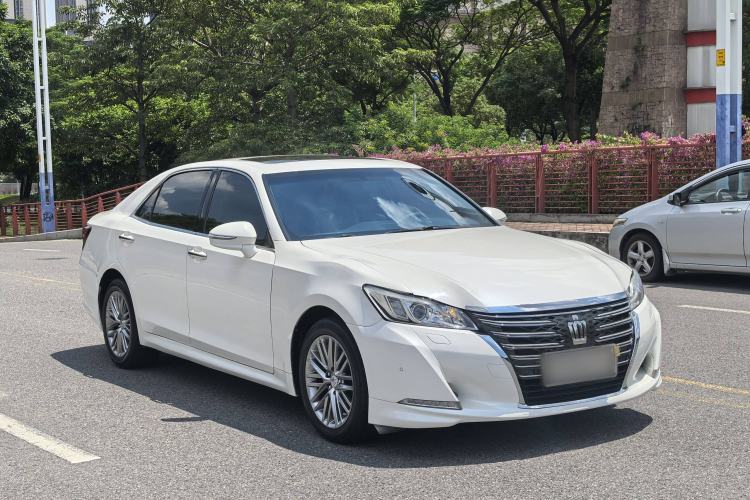 Used Toyota Crown 2017 2.0T Sport Edition Exterior 2