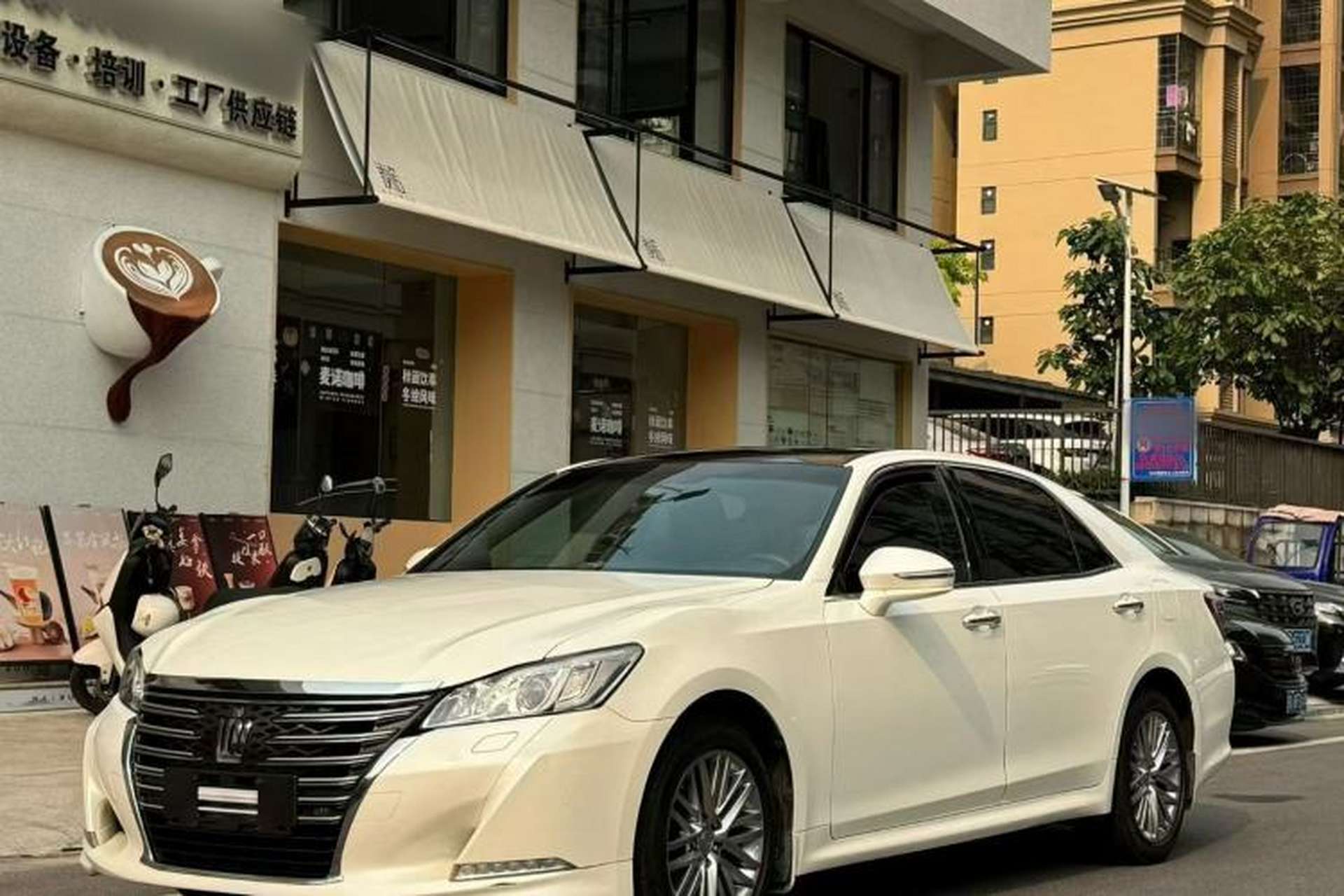 Used Toyota Crown 2017 2.0T Sport Edition Exterior 5
