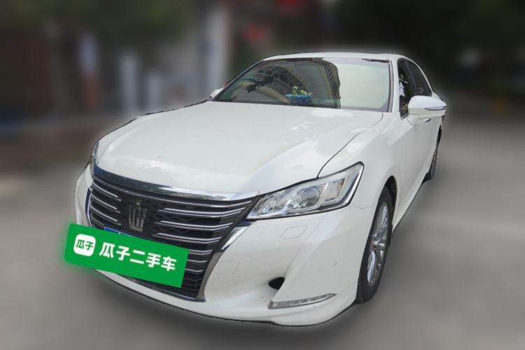 Used Toyota Crown 2017 2.0T Sport Edition Guazi used car, China used car export, Used car for sale, Used  cars, Cheapest cars for sale