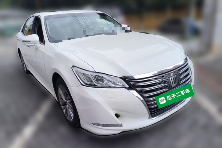 Used Toyota Crown 2017 2.0T Sport Edition Front Right 45 Deg