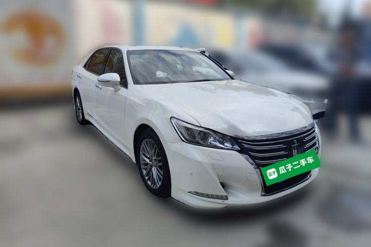 Used Toyota Crown 2017 2.0T Sport Edition Front Right 45 Deg