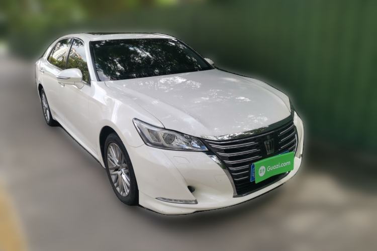 Used Toyota Crown 2017 2.0T Sport Edition Front Right 45 Deg