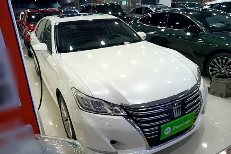 Used Toyota Crown 2017 2.0T Sport Edition Front Right 45 Deg