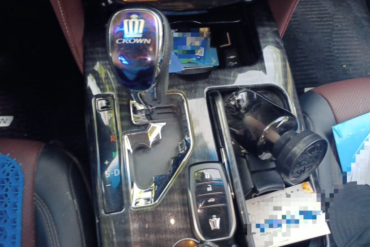 Used Toyota Crown 2017 2.0T Sport Edition Gear Lever