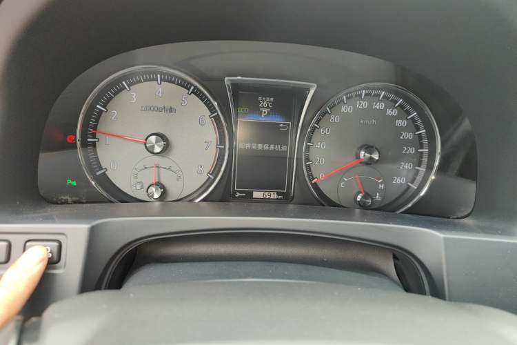 Used Toyota Crown 2017 2.0T Sport Edition Instrument Cluster