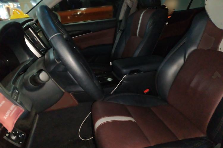 Used Toyota Crown 2017 2.0T Sport Edition Left Front Seat