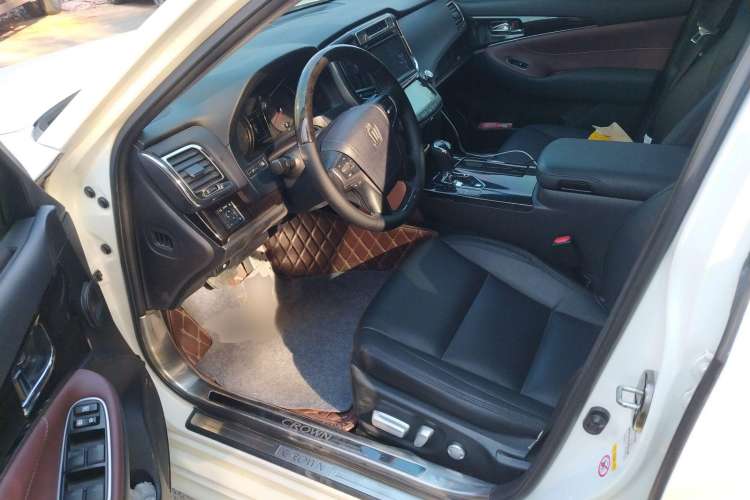 Used Toyota Crown 2017 2.0T Sport Edition Left Front Seat