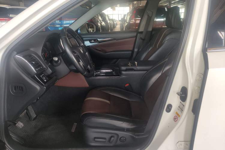 Used Toyota Crown 2017 2.0T Sport Edition Left Front Seat