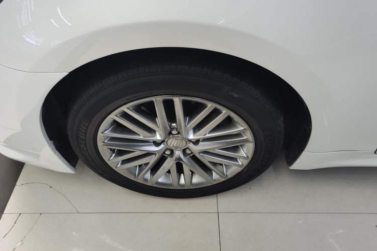 Used Toyota Crown 2017 2.0T Sport Edition Left Front Wheel Hub