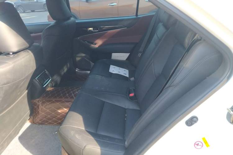 Used Toyota Crown 2017 2.0T Sport Edition Left Rear Seat