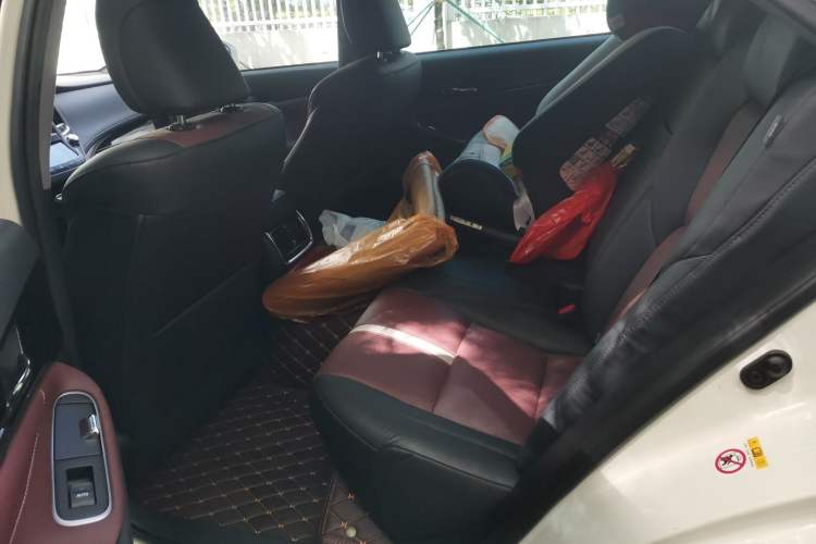 Used Toyota Crown 2017 2.0T Sport Edition Left Rear Seat