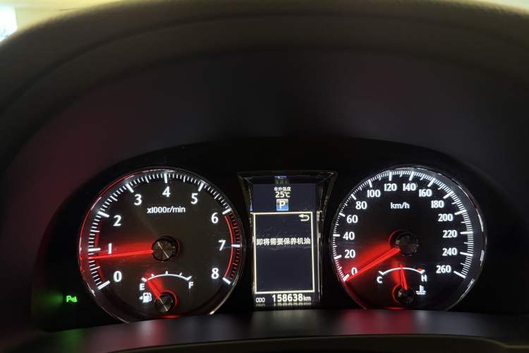 Used Toyota Crown 2017 2.0T Sport Edition Odometer Close Up