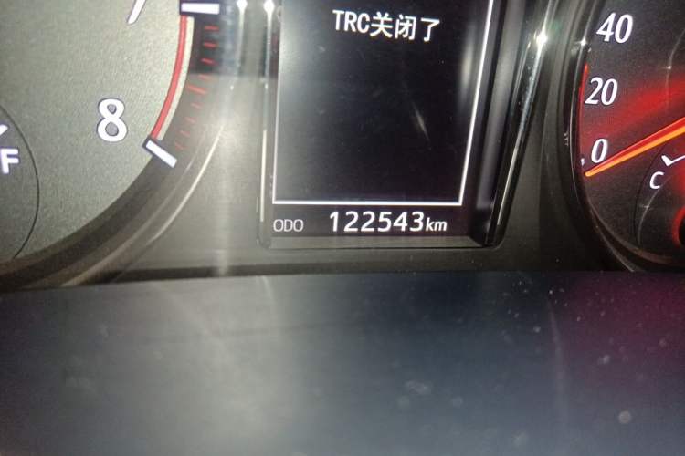 Used Toyota Crown 2017 2.0T Sport Edition Odometer Close Up