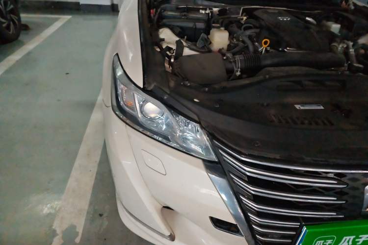 Used Toyota Crown 2017 2.0T Sport Edition Right Front Headlight