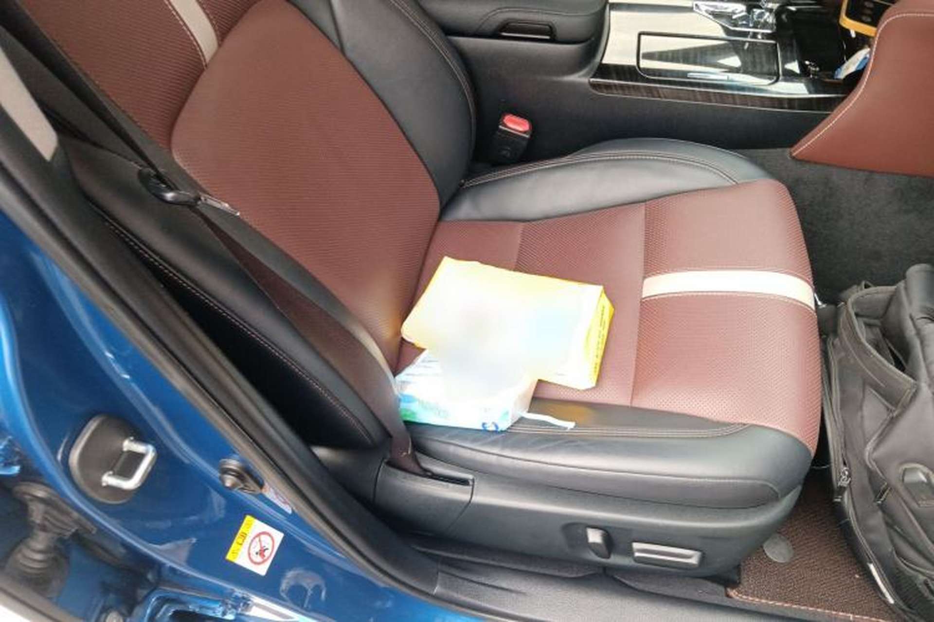 Used Toyota Crown 2017 2.0T Sport Edition Right Front Seat