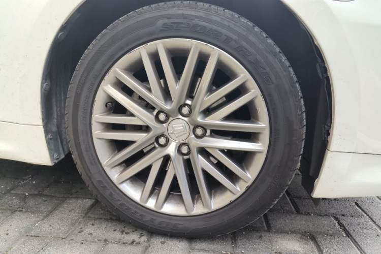 Used Toyota Crown 2017 2.0T Sport Edition Right Front Wheel Hub