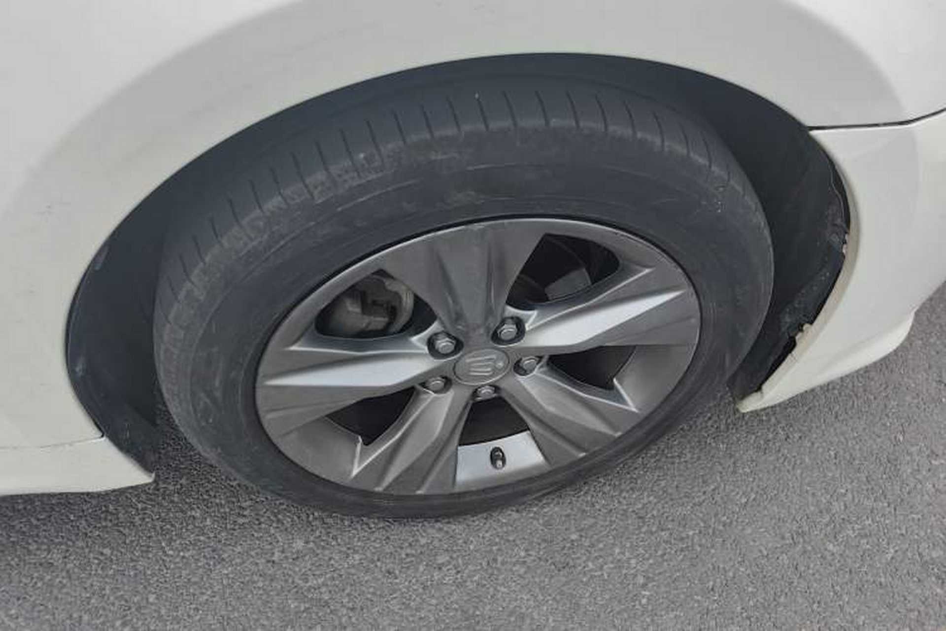 Used Toyota Crown 2017 2.0T Sport Edition Right Front Wheel Hub