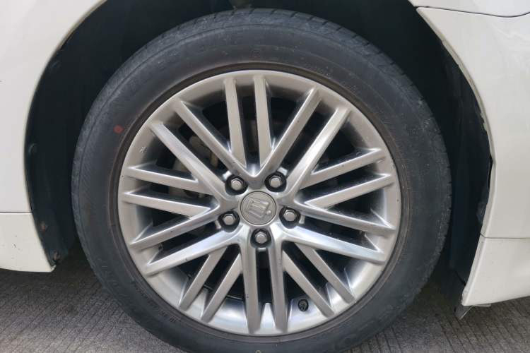 Used Toyota Crown 2017 2.0T Sport Edition Right Front Wheel Hub