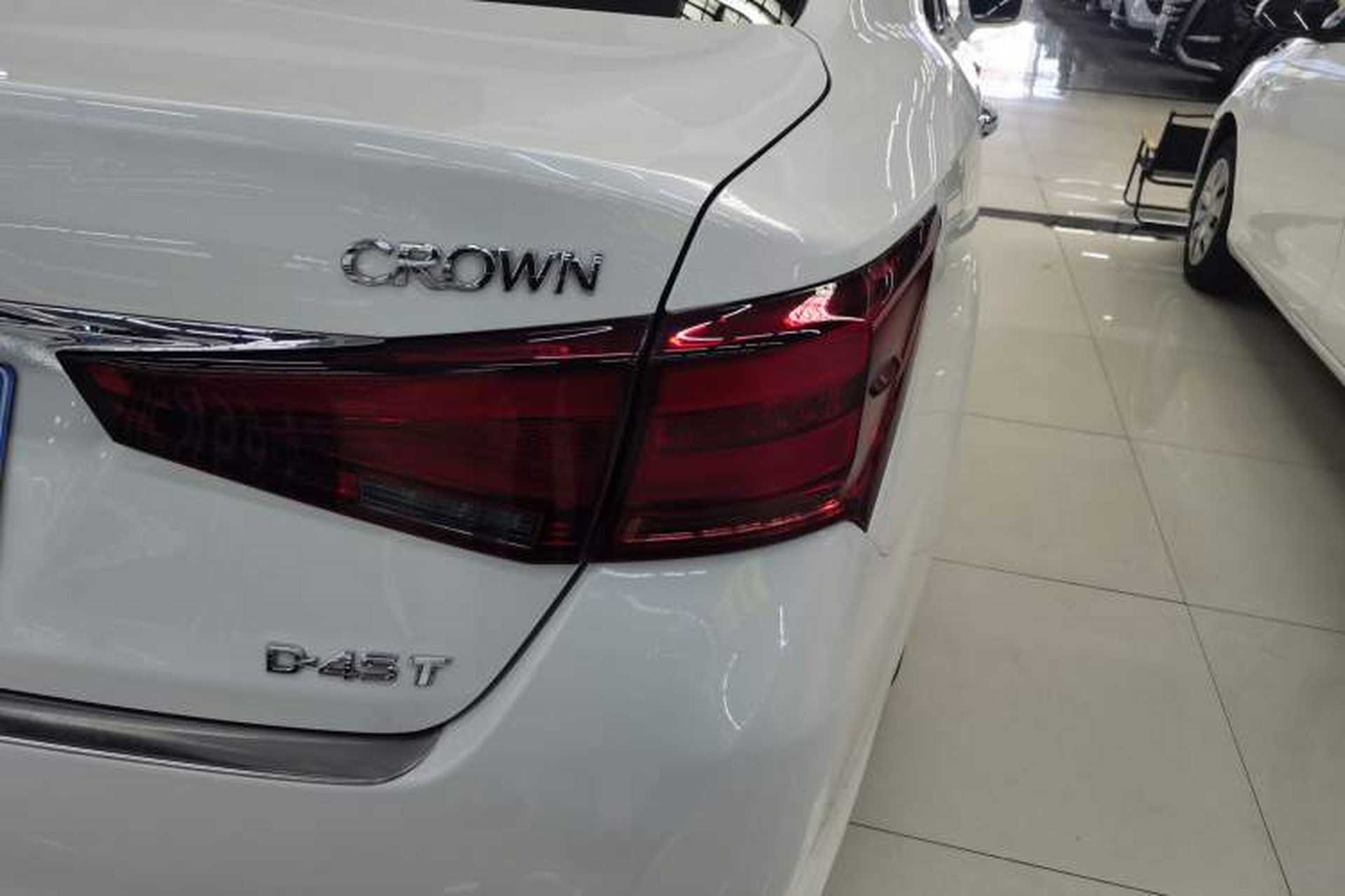 Used Toyota Crown 2017 2.0T Sport Edition Right Rear Taillight