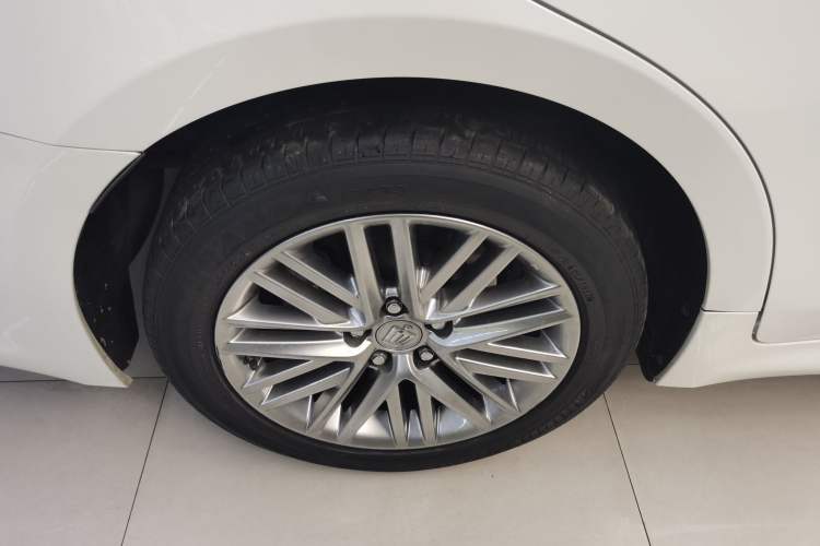 Used Toyota Crown 2017 2.0T Sport Edition Right Rear Wheel Hub