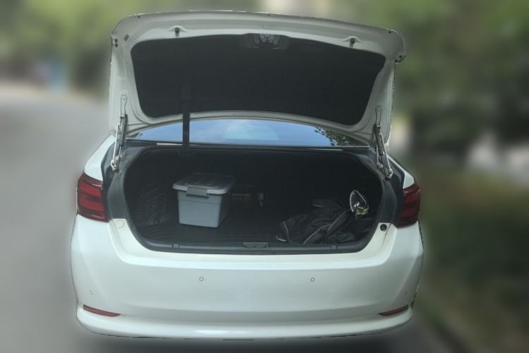 Used Toyota Crown 2017 2.0T Sport Edition Trunk