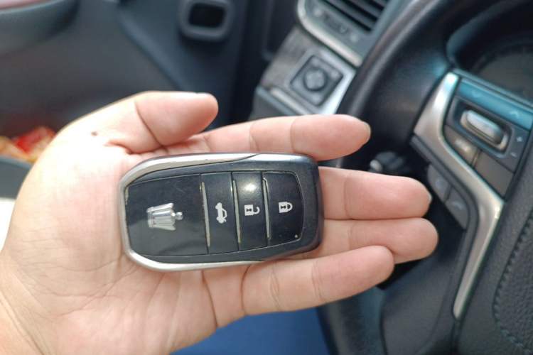 Used Toyota Crown 2017 2.0T Sport Edition Vehicle Key
