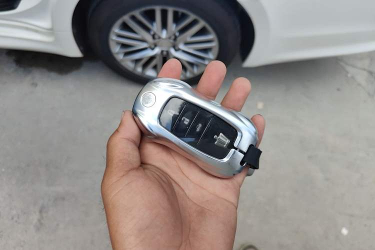 Used Toyota Crown 2017 2.0T Sport Edition Vehicle Key