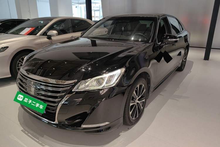Ojetý Toyota Crown 2018 2.0T Fashion Edition Guazi used car, China used car export, Used car for sale, Used  cars, Cheapest cars for sale