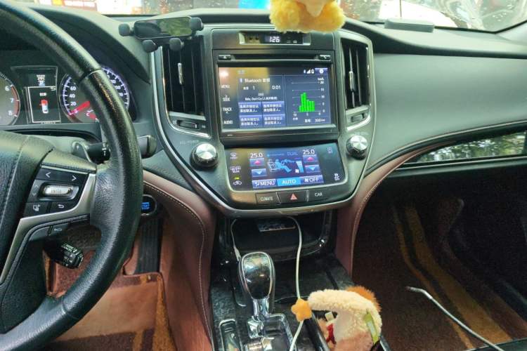 Used Toyota Crown 2018 2.0T Sport Edition Audio And AC Panel