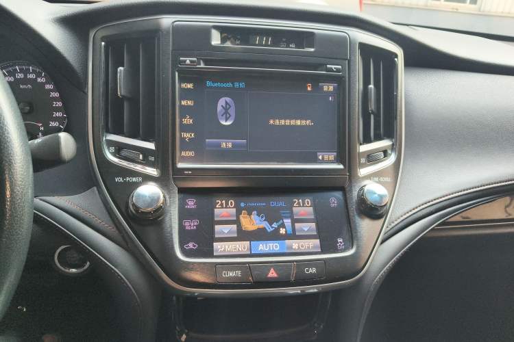 Used Toyota Crown 2018 2.0T Fashion Edition Audio And AC Panel
