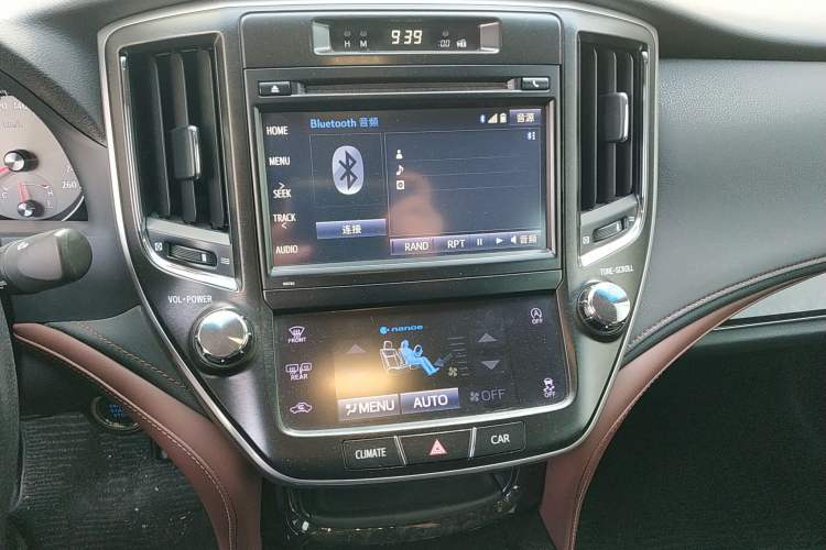 Used Toyota Crown 2018 2.0T Sport Edition Audio And AC Panel