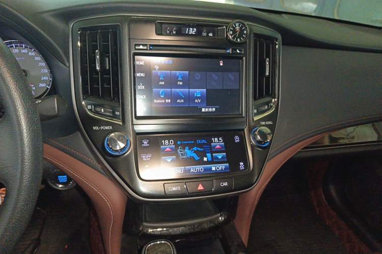 Used Toyota Crown 2018 2.0T Sport Edition Audio And AC Panel
