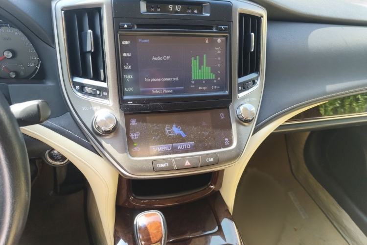 Used Toyota Crown 2018 2.0T Fashion Edition Audio And AC Panel