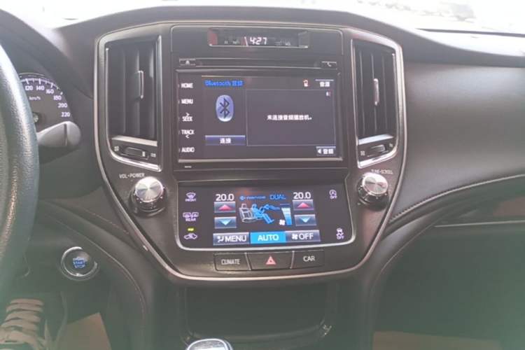 Used Toyota Crown 2018 2.0T Fashion Edition Audio And AC Panel