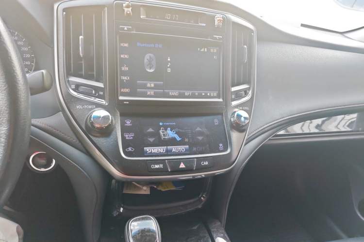 Used Toyota Crown 2018 2.0T Fashion Edition Audio And AC Panel