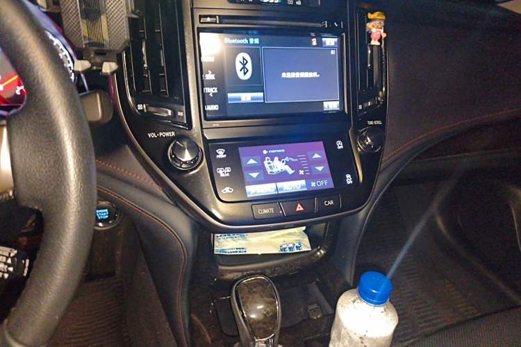 Used Toyota Crown 2018 2.0T Fashion Edition Audio And AC Panel
