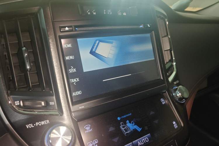 Used Toyota Crown 2018 2.0T Sport Edition Audio And AC Panel