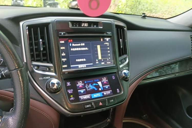 Used Toyota Crown 2018 2.0T Sport Edition Audio And AC Panel
