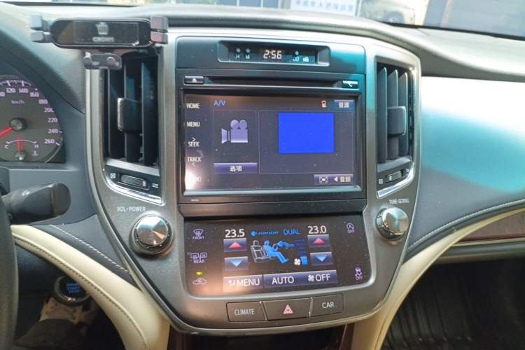 Used Toyota Crown 2018 2.0T Fashion Edition Audio And AC Panel