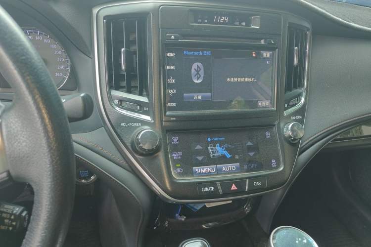 Used Toyota Crown 2018 2.0T Fashion Edition Audio And AC Panel