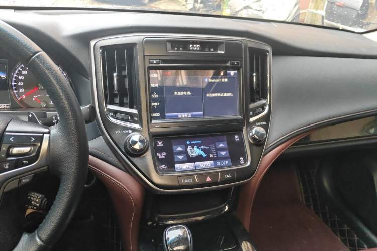 Used Toyota Crown 2018 2.0T Sport Edition Audio And AC Panel