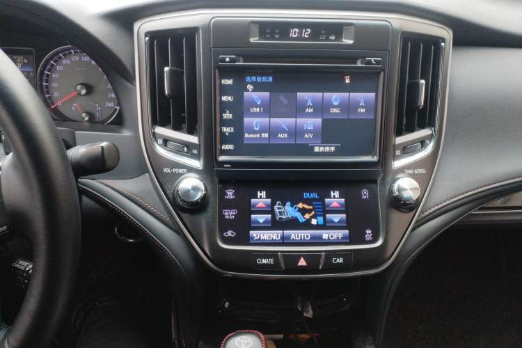 Used Toyota Crown 2018 2.0T Fashion Edition Audio And AC Panel